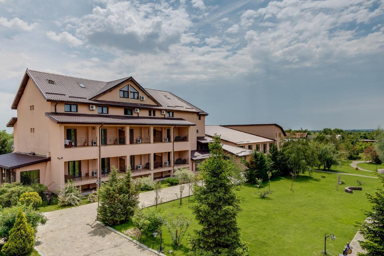 Club Insieme Grand Resort 포트로기 외부 사진