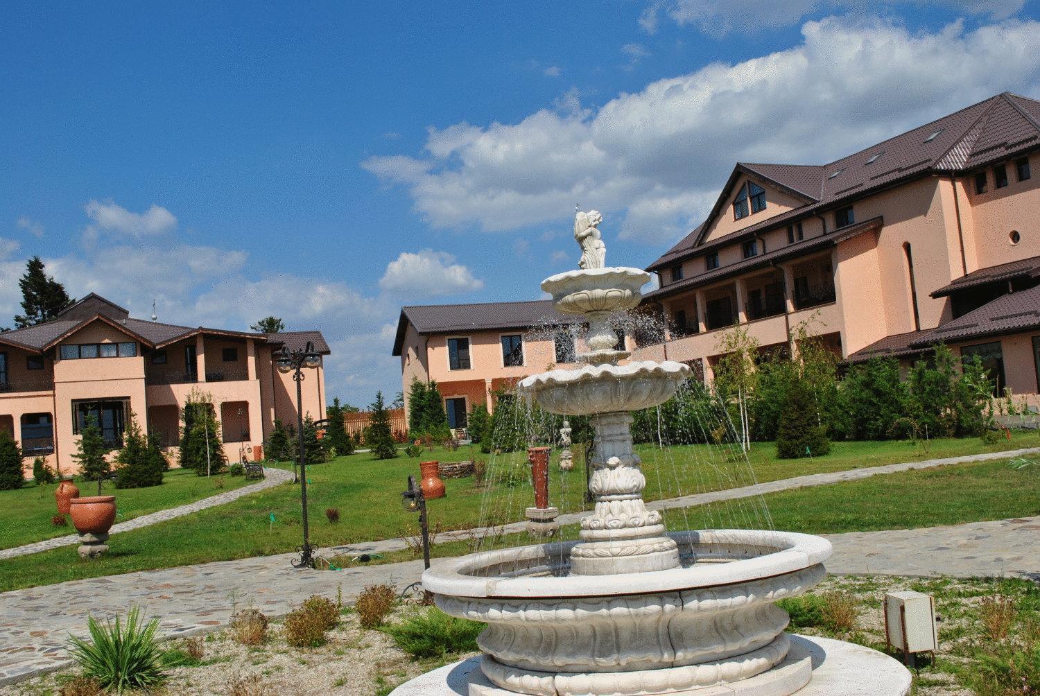 Club Insieme Grand Resort 포트로기 외부 사진